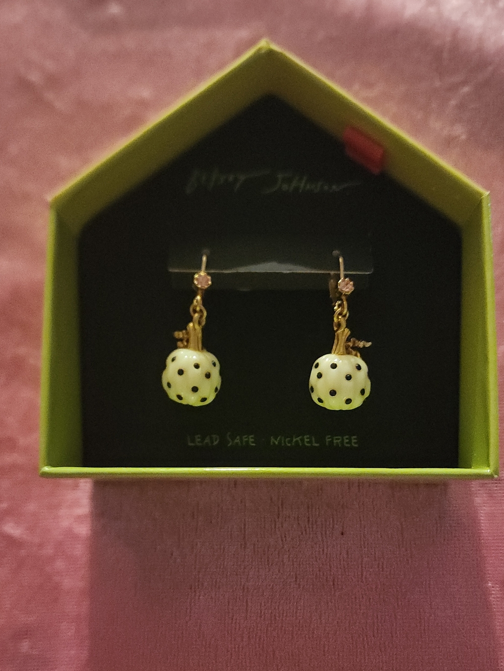 ✨️🎃Betsey Johnson White Polka Dot Pumpkin🎃 Drop Earrings/ NWB 🎃